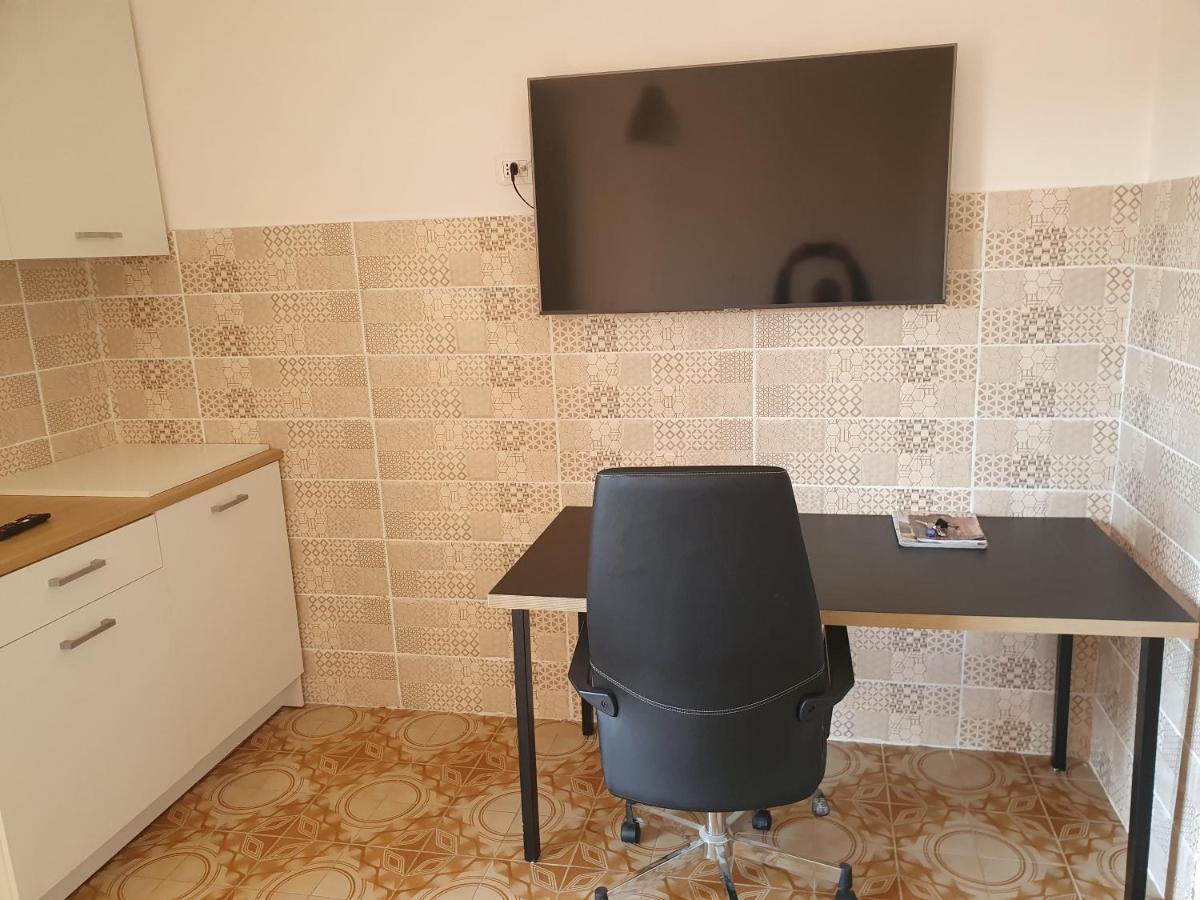 Casa Palazzine Ovest In Centro Citta Lejlighed Santa Maria Capua Vetere Eksteriør billede